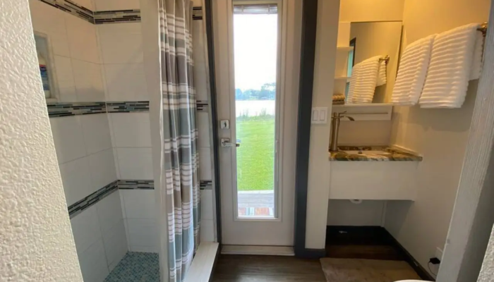 The Breeze Tiny House Rental Bathroom The Breeze Tiny House Rental Bathroom