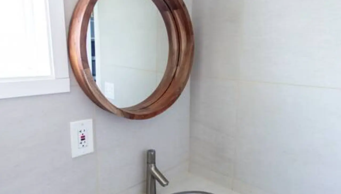 The Ritz Tiny House Rental Bathroom The Ritz Tiny House Rental Bathroom