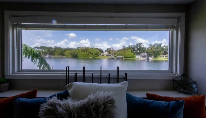 The Ritz Tiny House Rental Sofa-bed The Ritz Tiny House Rental Sofa-bed