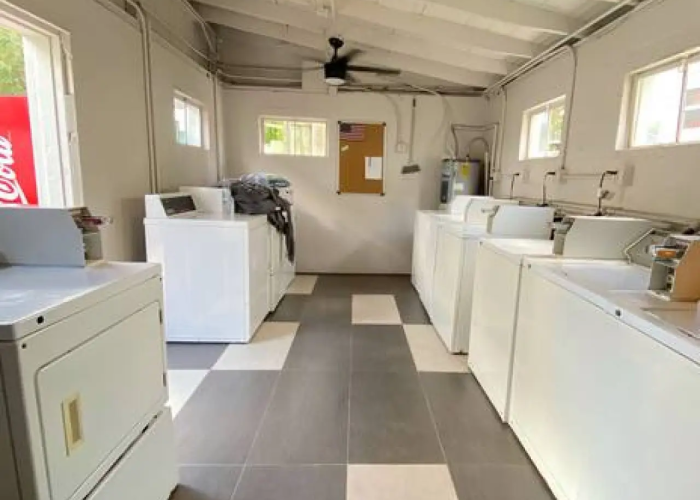 Tiny Town Orlando Laundry Facility Tiny Town Orlando Laundry Facility