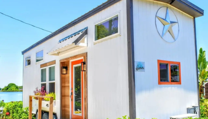 The Swan - College Park Orlando House Rental The Swan - College Park Orlando House Rental