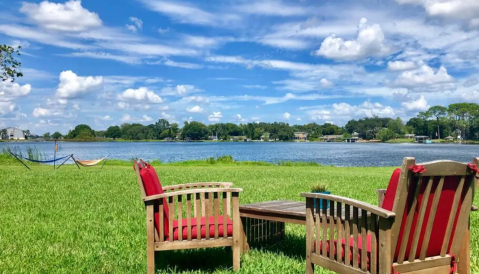 Lakeside relaxing The Universal Tiny House Rental Lakeside relaxing