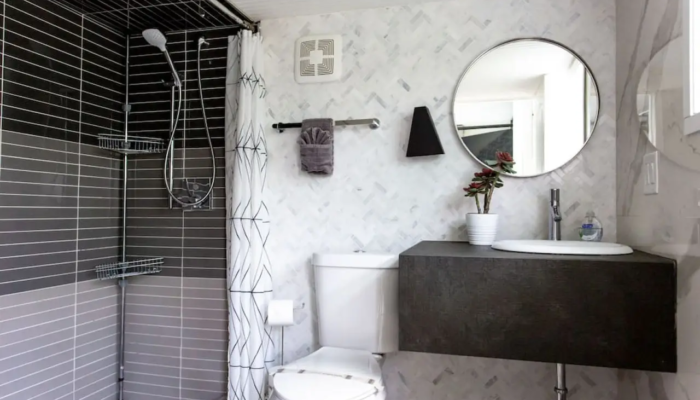 The Venice Tiny House Rental Bathroom The Venice Tiny House Rental Bathroom