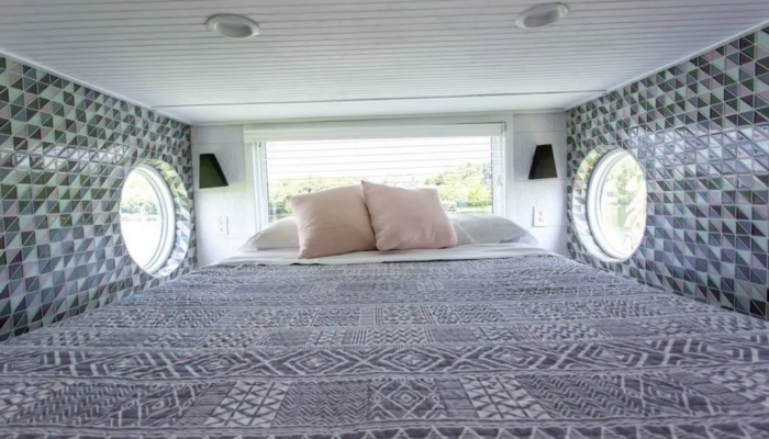 The Venice Tiny House Rental Bedroom The Venice Tiny House Rental Bedroom