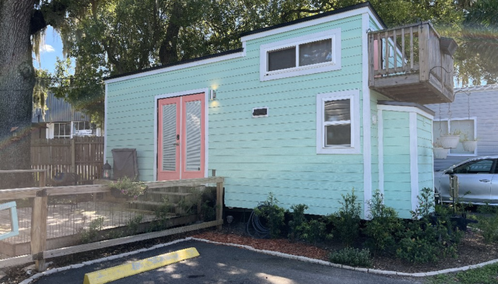 Affordable Tiny House for Rent in Orlando, FL The Willow - Affordable Tiny House for Rent in Orlando, FL
