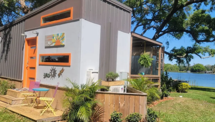 Move-in ready rental home in Orlando at Tiny Town Orlando Move-in ready rental home in Orlando at Tiny Town Orlando